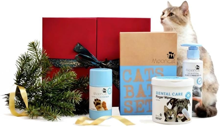 Mooncat Waterless Shampoo, Paw Balm & Dental Wipes – Cat Grooming Kit – Best Stocking Stuffers for Women, Mom & Pet Lovers – Christmas Set